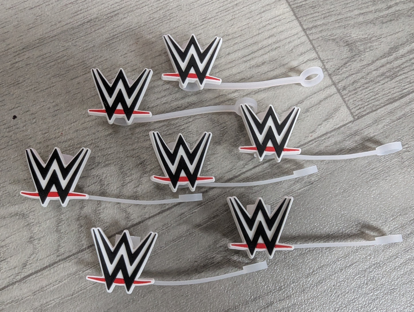 1 x Straw Topper - wrestling