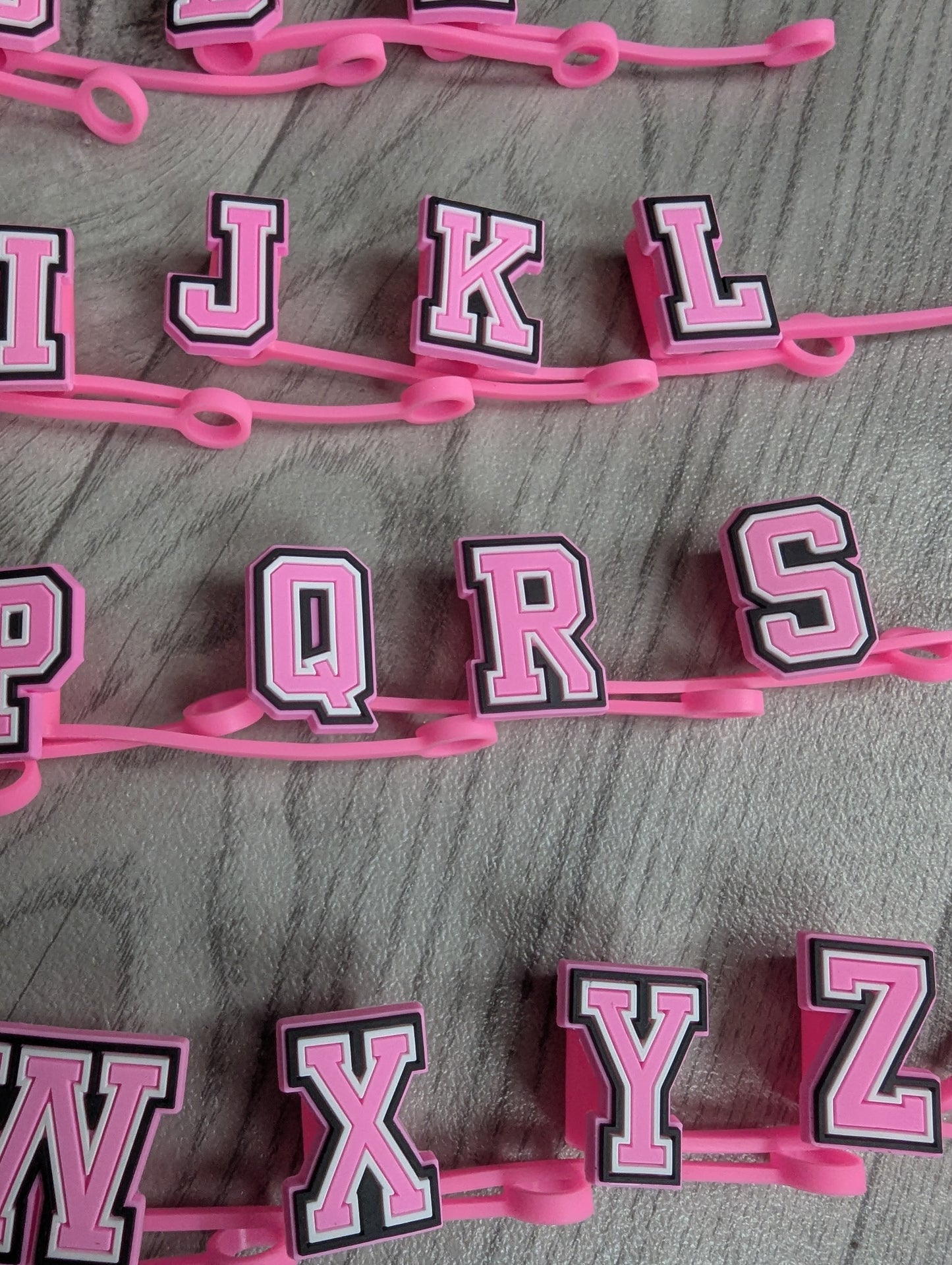 1 x Straw Topper - pink alphabet