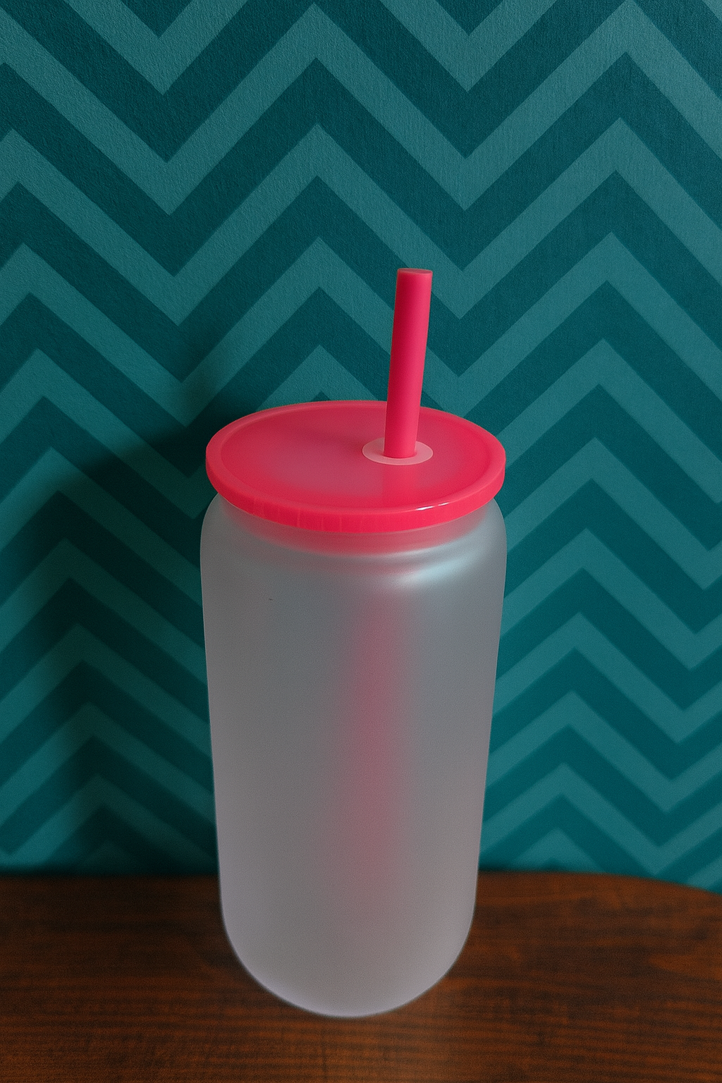 16oz FROSTED HOT PINK Plastic Libbey Can Cups