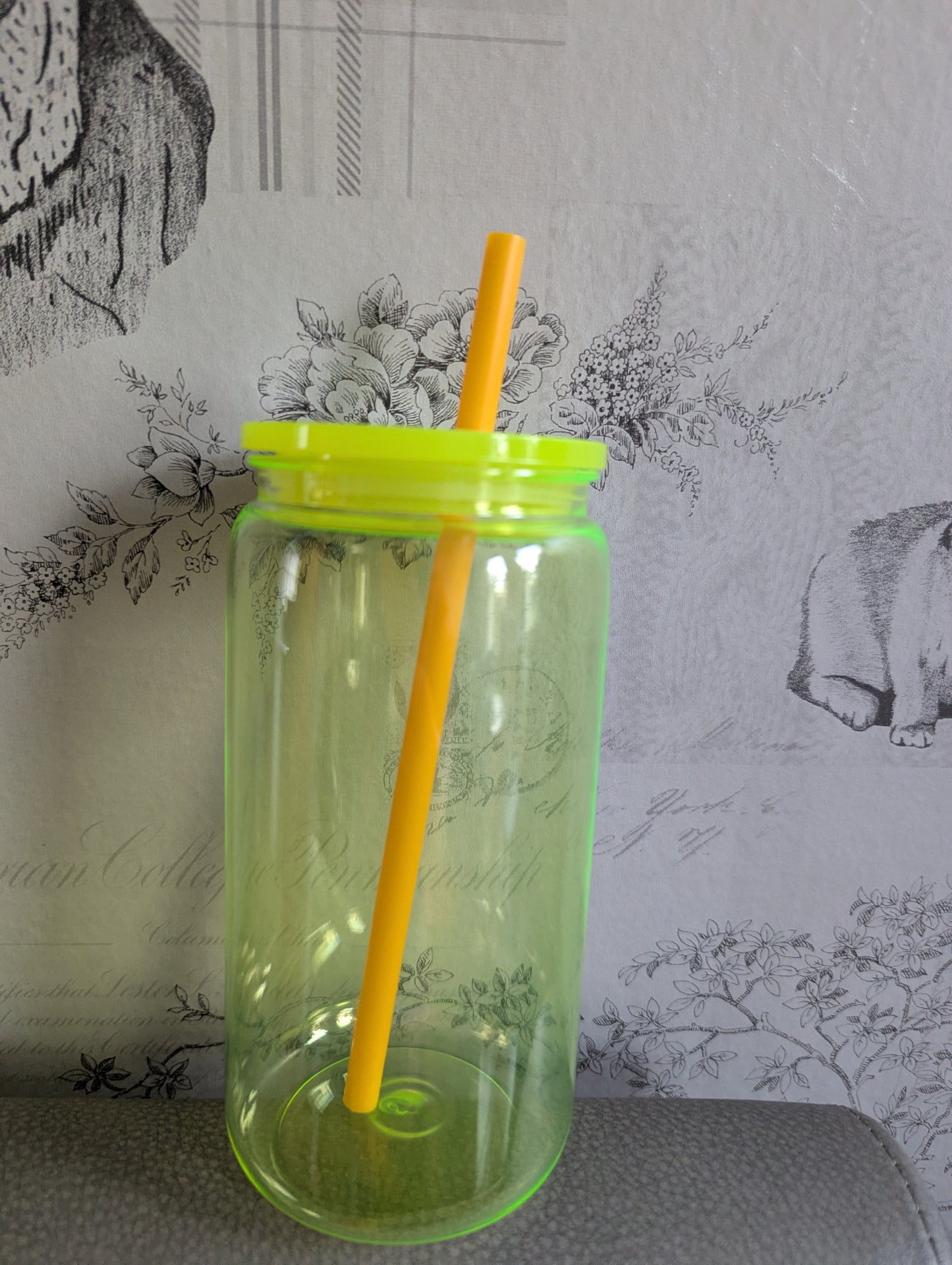 16oz NEON TRANSPARENT YELLOW Plastic Libbey Can Cups